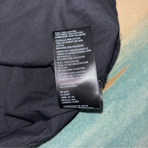 By Anthropologie Puff-Sleeve Blouse embroidered women’s size XS - Picture 7 of 9